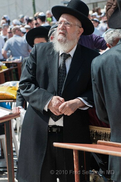 20100408_105147 D300.jpg - Man, Western Wall